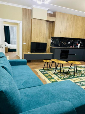 Tiki Luxury Apartment in Center